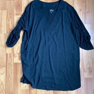 Women’s long sleeve blouse